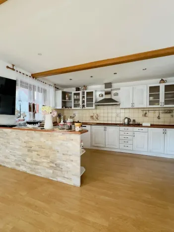 Prodej vícegeneračního domu, Podlesí, 240 m2
