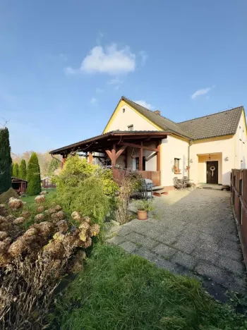 Prodej vícegeneračního domu, Podlesí, 240 m2