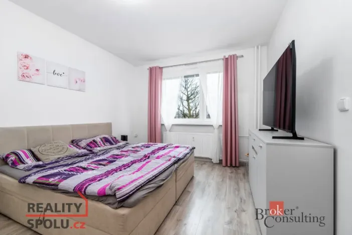 Pronájem bytu 1+1, Toužim, 37 m2