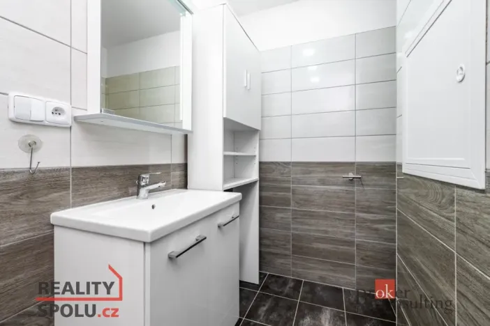 Pronájem bytu 1+1, Toužim, 37 m2