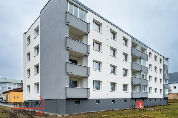 Pronájem bytu 1+1, Toužim, 37 m2