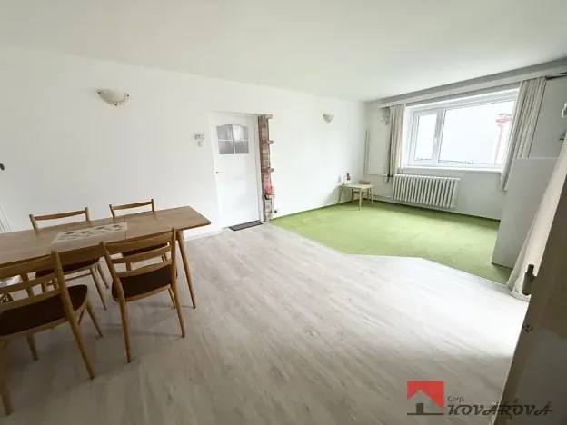 Prodej rodinného domu, Vědomice, 259 m2