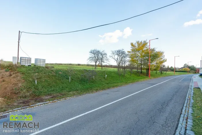 Prodej pozemku pro bydlení, Uherské Hradiště - Vésky, 590 m2