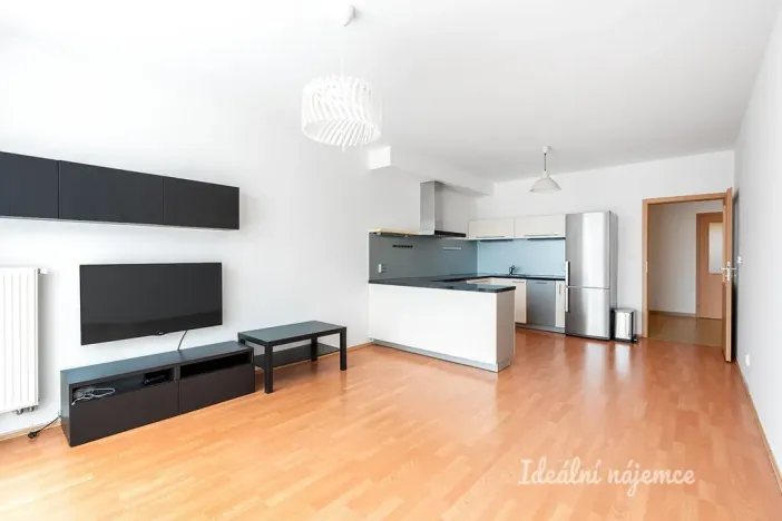 Pronájem bytu 3+kk, Praha, Mlázovická, 75 m2