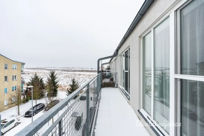 Pronájem bytu 3+kk, Praha, Mlázovická, 75 m2