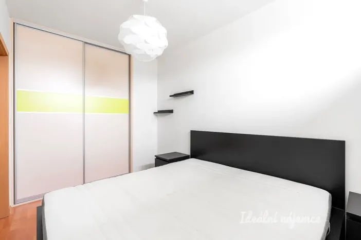 Pronájem bytu 3+kk, Praha, Mlázovická, 75 m2