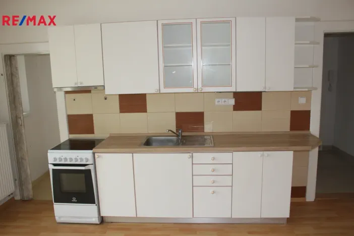 Pronájem bytu 1+1, Strakonice - Strakonice II, Komenského, 52 m2