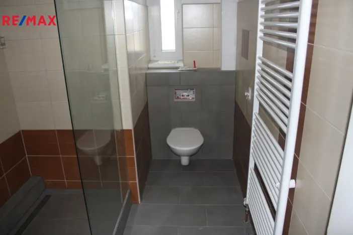 Pronájem bytu 1+1, Strakonice - Strakonice II, Komenského, 52 m2