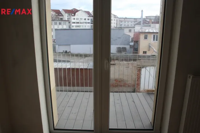 Pronájem bytu 1+1, Strakonice - Strakonice II, Komenského, 52 m2