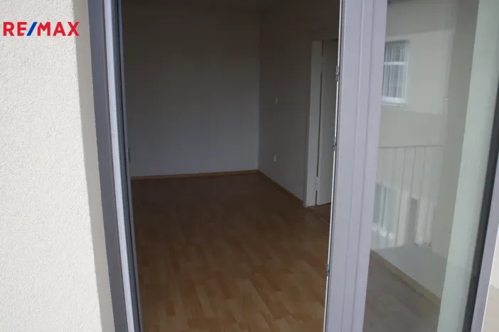 Pronájem bytu 1+1, Strakonice - Strakonice II, Komenského, 52 m2