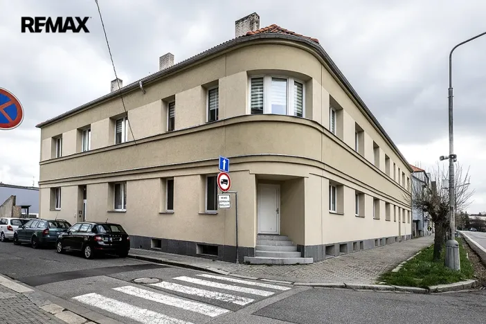 Pronájem bytu 1+1, Strakonice - Strakonice II, Komenského, 52 m2