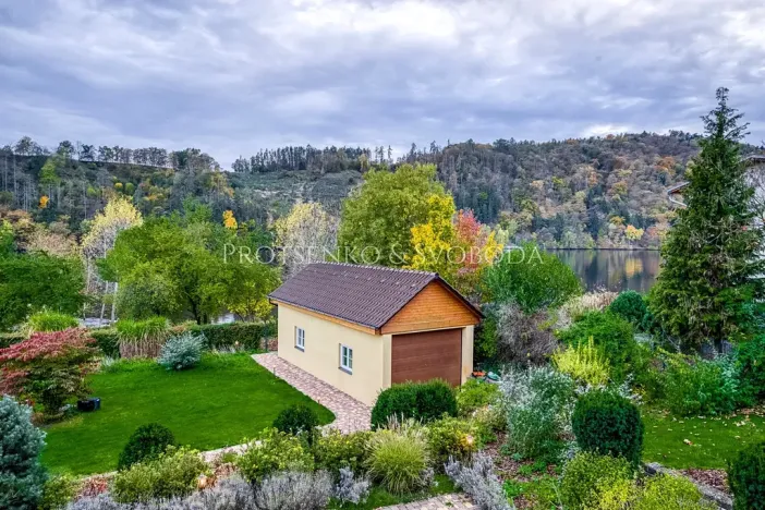 Prodej rodinného domu, Dublovice, 750 m2