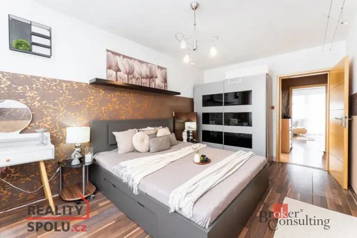 Prodej bytu 3+1, Pardubice - Polabiny, Bělehradská, 78 m2