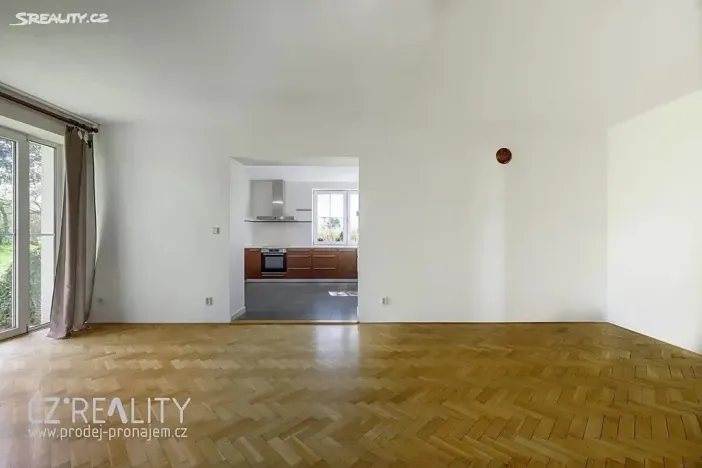 Prodej vily, Praha - Lipence, Na Bambouzku, 300 m2