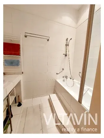 Pronájem bytu 2+1, Praha - Staré Město, Benediktská, 63 m2