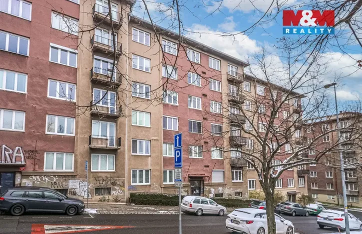 Prodej bytu 3+1, Praha - Vršovice, náměstí Svatopluka Čecha, 74 m2