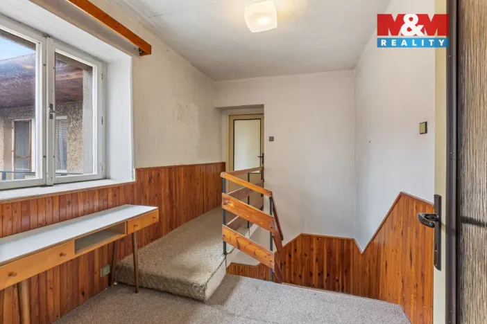 Prodej rodinného domu, Líšťany, Zlatá Ulička, 272 m2