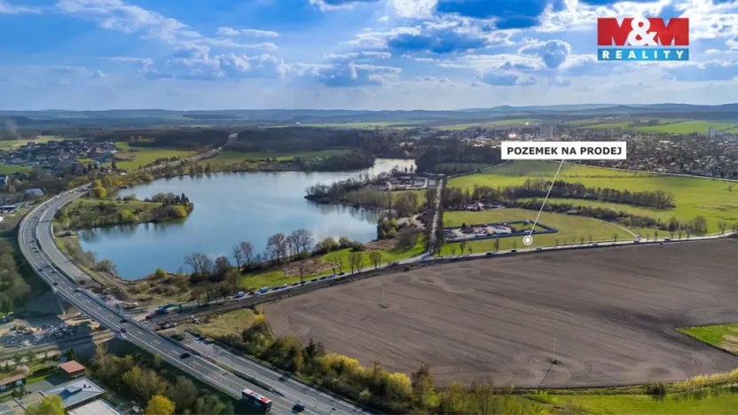 Prodej komerčního pozemku, Stará Huť, 10579 m2