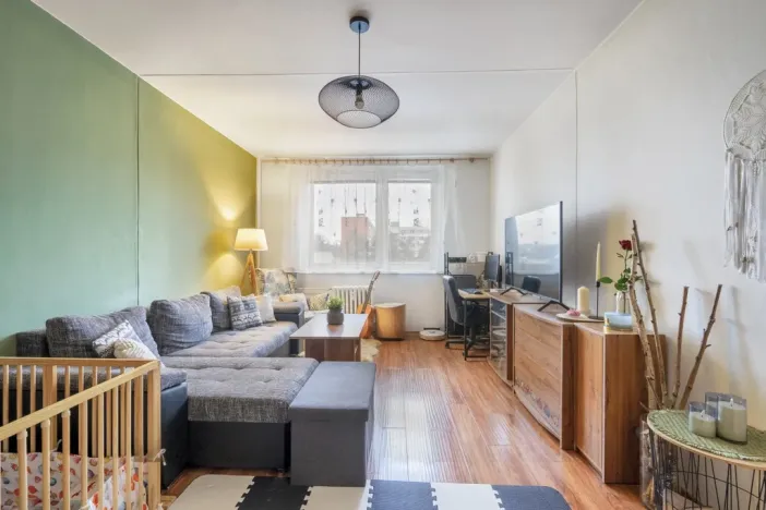 Prodej bytu 3+1, Trutnov - Horní Staré Město, Pampelišková, 77 m2