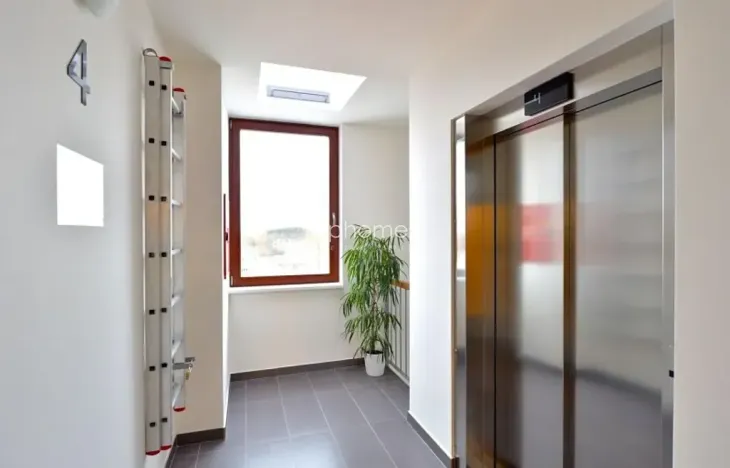 Pronájem bytu 4+kk, Praha - Veleslavín, Pod dvorem, 106 m2