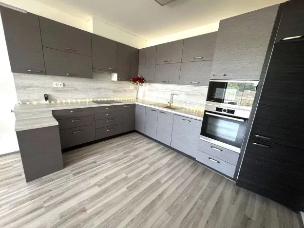 Pronájem bytu 2+kk, Rajhrad, Masarykova, 68 m2