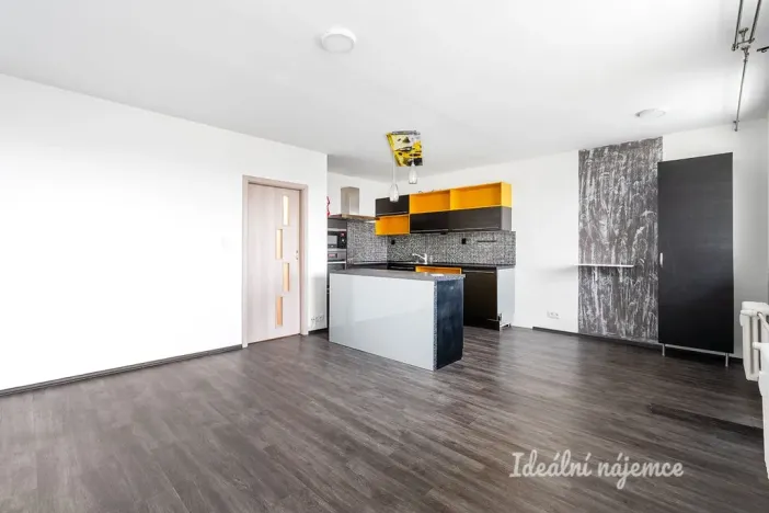 Pronájem bytu 3+kk, Praha, Aubrechtové, 69 m2