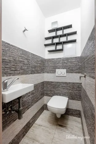 Pronájem bytu 3+kk, Praha, Aubrechtové, 69 m2