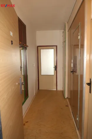 Pronájem bytu 1+kk, Hradec Králové - Nový Hradec Králové, Brožíkova, 35 m2