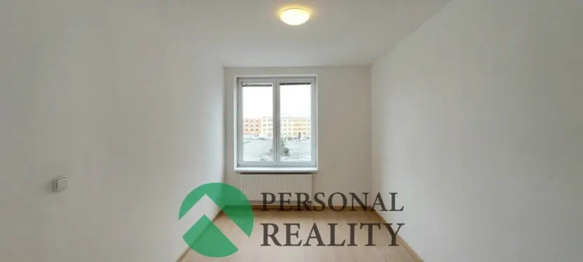 Pronájem bytu 2+1, Hradec Králové, S. K. Neumanna, 33 m2