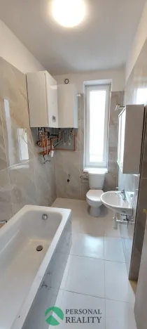 Pronájem bytu 2+1, Hradec Králové, S. K. Neumanna, 33 m2