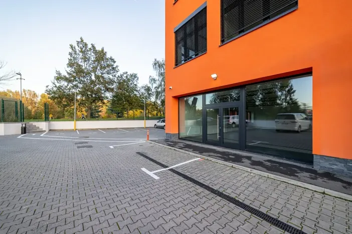 Pronájem obchodního prostoru, Mělník, Bezručova, 103 m2