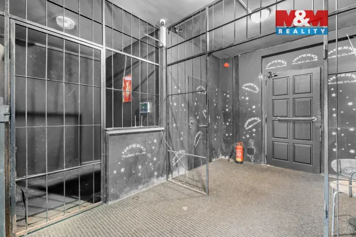 Prodej výrobních prostor, Krnsko, 700 m2