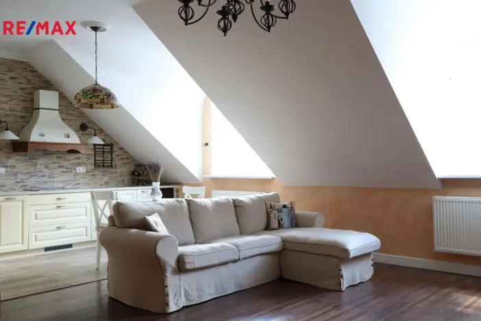 Prodej bytu 2+kk, Karlovy Vary, T. G. Masaryka, 76 m2