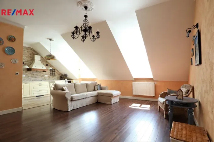 Prodej bytu 2+kk, Karlovy Vary, T. G. Masaryka, 76 m2