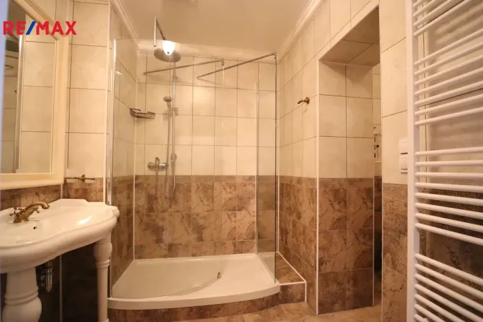 Prodej bytu 2+kk, Karlovy Vary, T. G. Masaryka, 76 m2