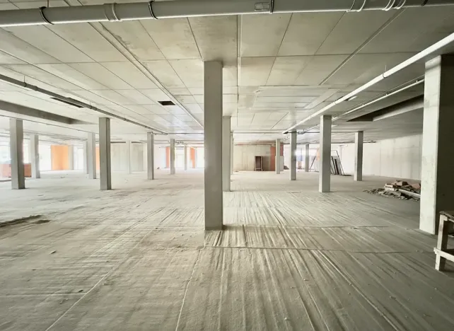 Prodej obchodního prostoru, Hradec Králové, Kollárova, 3447 m2