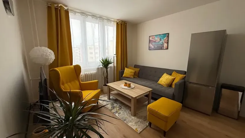 Pronájem bytu 1+1, Nové Strašecí, Křivoklátská, 38 m2