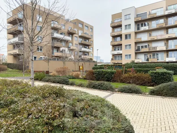 Pronájem bytu 1+kk, Praha - Horní Měcholupy, 31 m2