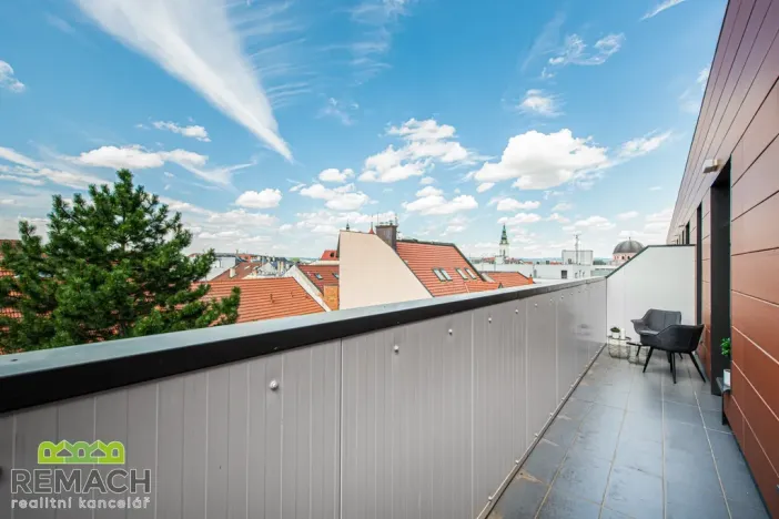 Pronájem bytu 2+kk, Uherské Hradiště, Obchodní, 77 m2