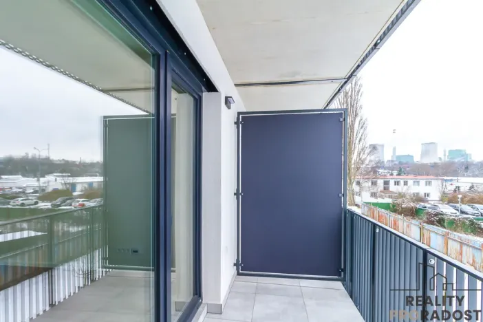 Prodej bytu 1+kk, Kladno, Ke křížku, 30 m2