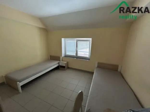 Pronájem ubytování, Sytno, 1400 m2