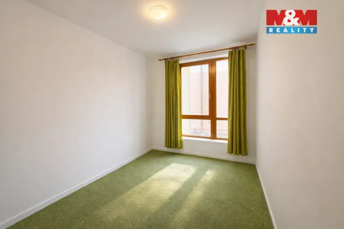 Pronájem bytu 3+kk, Praha, Pod Haltýřem, 77 m2