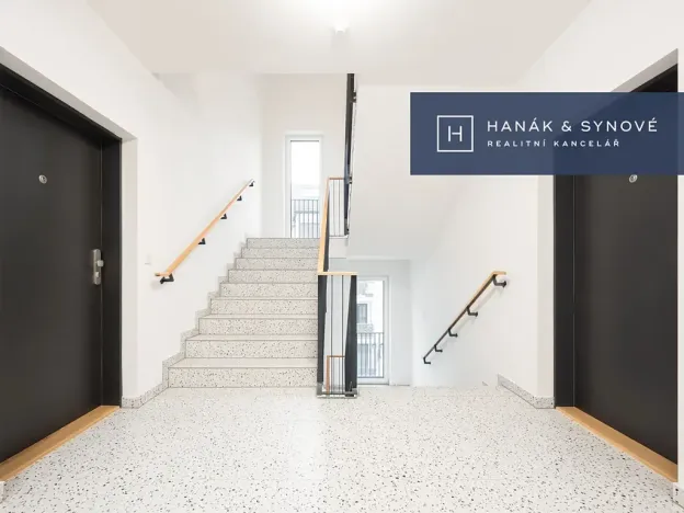 Pronájem bytu 2+kk, Pohořelice, U Kasáren, 56 m2