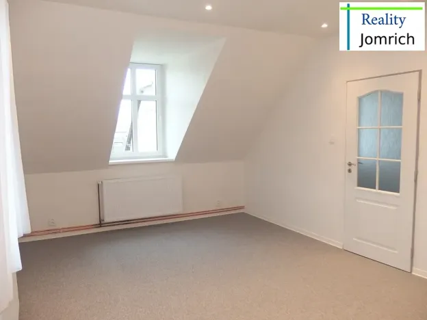 Pronájem bytu 2+1, Liberec, Palackého, 55 m2