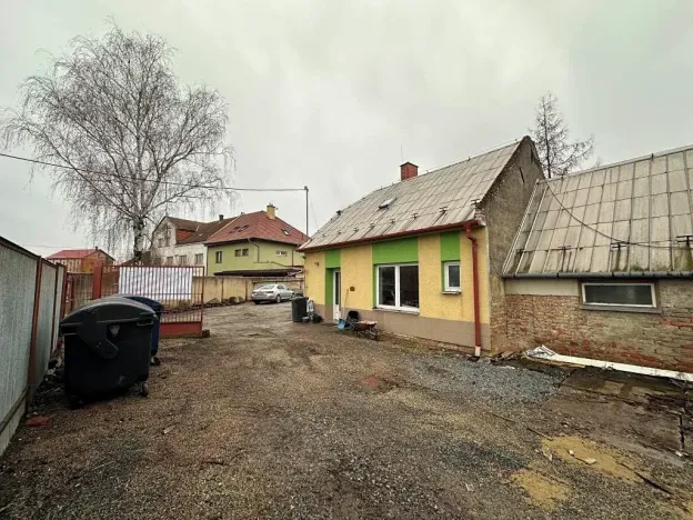 Prodej komerční nemovitosti, Klobouky u Brna, Nádražní, 263 m2