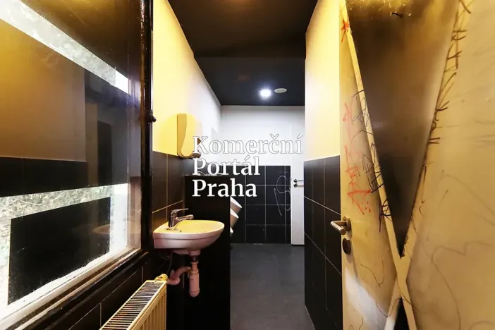 Pronájem restaurace, Praha - Vinohrady, Vocelova, 265 m2