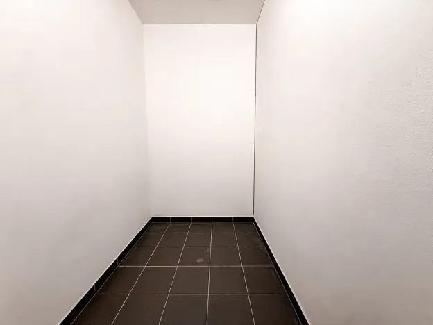 Pronájem bytu 1+kk, Praha - Hloubětín, Poděbradská, 37 m2