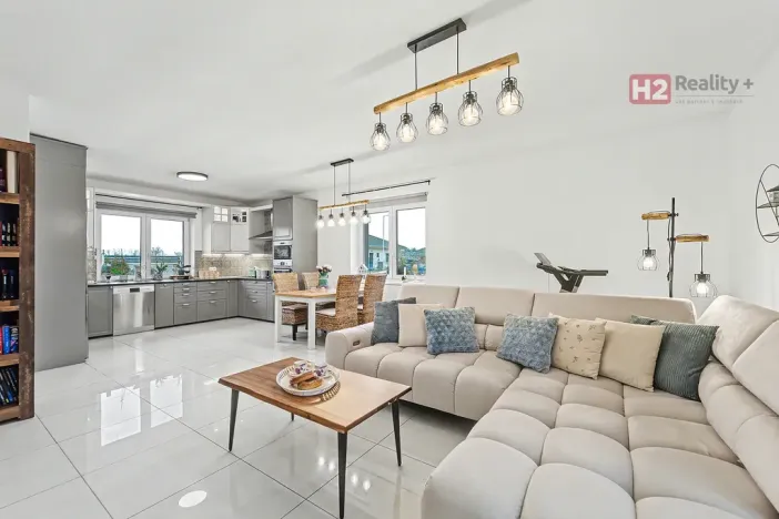 Prodej rodinného domu, Úpohlavy, 125 m2