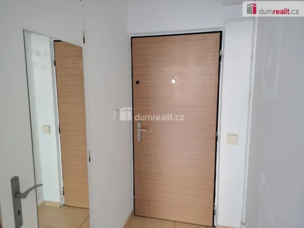 Pronájem bytu 1+kk, Děčín - Děčín VI-Letná, Želenická, 25 m2