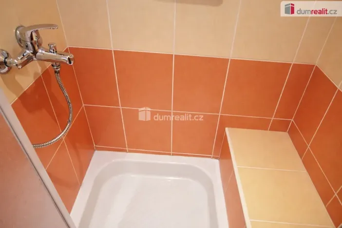 Pronájem bytu 1+kk, Děčín - Děčín VI-Letná, Želenická, 25 m2